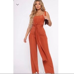 Fashion Nova : Just Ain’t Right Jumpsuit- Rust